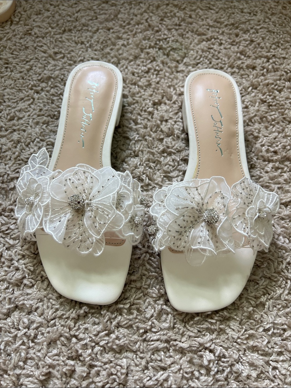 Betsey Johnson Ivory Floral Applique Slide Mules